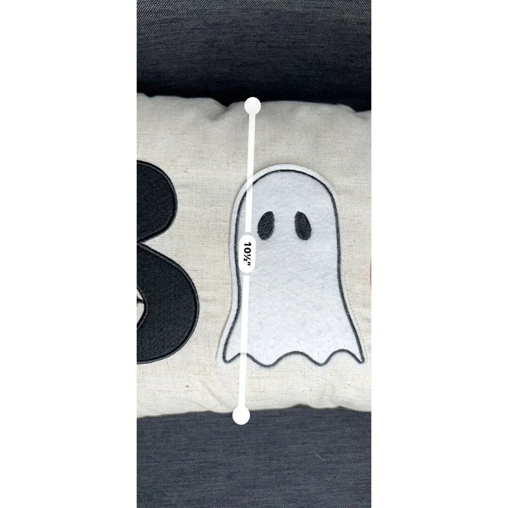 live spooky halloween throw